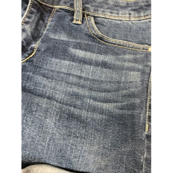 LC Lauren Conrad Womens Jean Shorts Size 6 mid rise Med Wash Cuffed Short Shorts - Picture 12 of 12